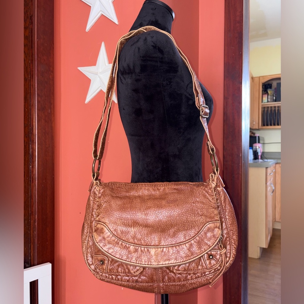 Sonoma Crossbody Leather “Everything” Saddle Bag